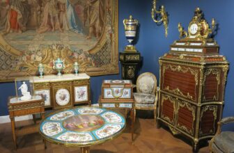 Louis XVI room in the Louvre